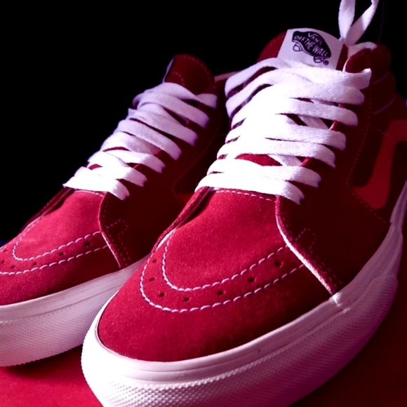 VANS Sk8-mid suede skateboarding shoes, gorgeous deep red w/white, New in box - Picture 4 of 10